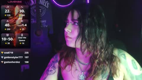 Snapshot of jessie_wild chatting on October 8, 4:06 am jessie_wild online show from October 8, 4:06 am