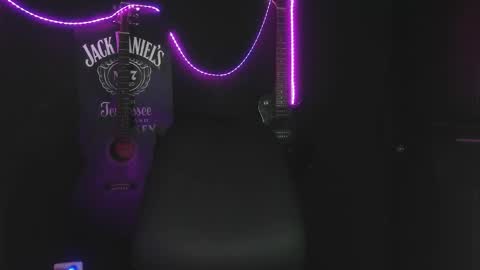 Snapshot of jessie_wild chatting on October 10, 4:17 am jessie_wild online show from October 10, 4:17 am