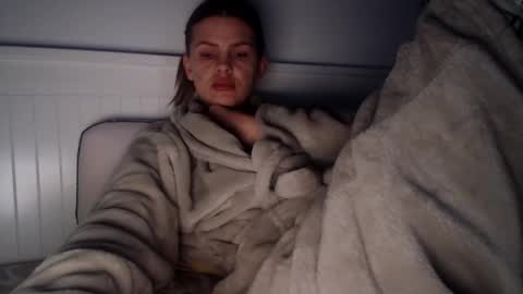 jessieryan online show from February 5, 5:52 am