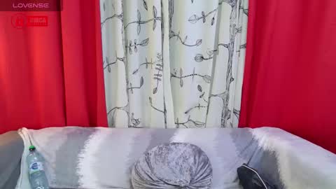 Snapshot of jessthewicked chatting on September 24, 6:40 pm JessTheWicked online show from September 24, 6:40 pm