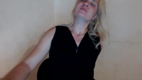 jessyangels online show from July 24, 9:44 pm