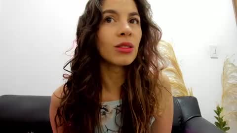 jessye_golden online show from June 18, 6:02 pm