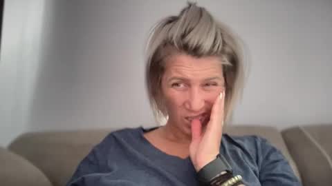 Jessye online show from April 23, 8:55 am