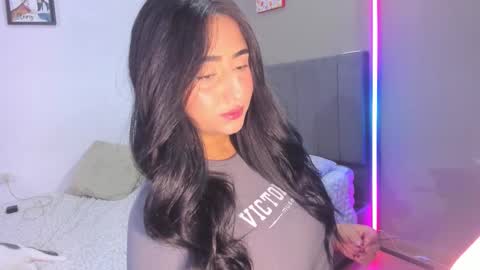 jhackelin  My independent account online show from October 19, 10:34 pm