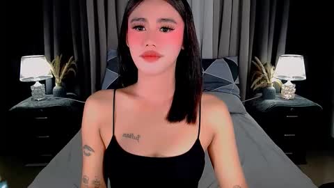 jhuliana_and_charles_room online show from September 18, 2:43 am