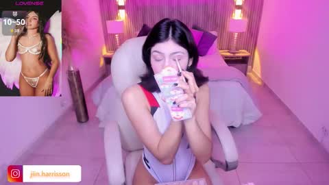 Jin Harrison    online show from December 23, 11:14 am