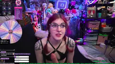 Jinxyxo online show from December 15, 4:07 am