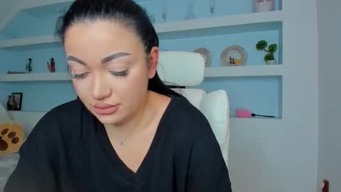 Juliee online show from November 27, 8:23 pm