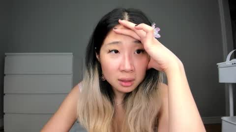 Jiwoo online show from March 13, 10:44 pm