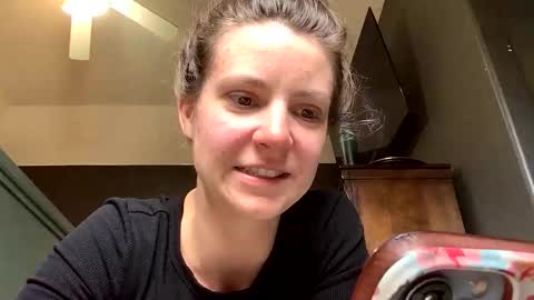 jlynn1997 online show from February 10, 5:05 pm