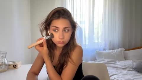Bella online show from August 9, 11:36 am