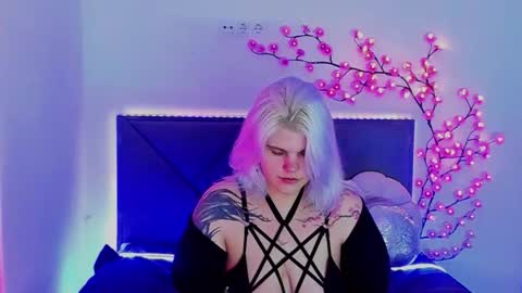 Joann online show from February 3, 11:07 pm