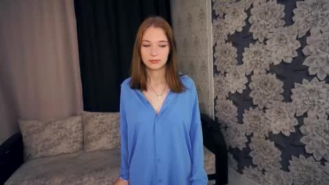 Snapshot of johnnietantum chatting on October 13, 6:43 pm Rocio online show from October 13, 6:43 pm