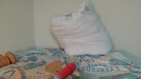 jojooo27 online show from April 24, 12:30 pm