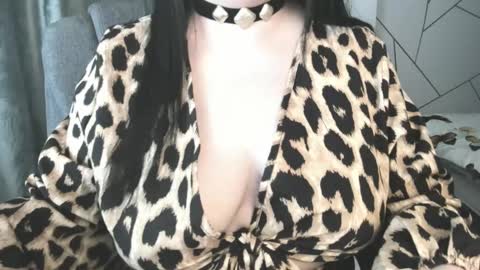 Jolene online show from January 31, 9:48 am