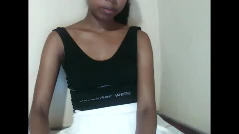 joliekah27 online show from March 25, 6:11 pm