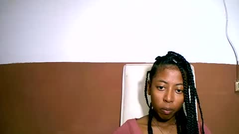 joliekah27 online show from February 13, 3:35 pm