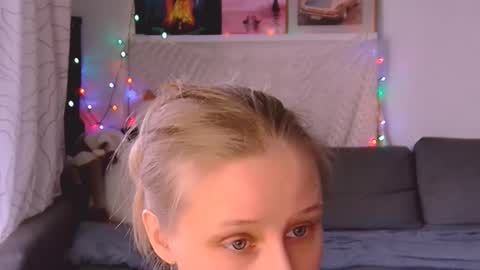 joy_keys online show from March 4, 2:32 pm