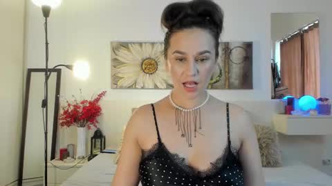 Snapshot of joycasidy chatting on October 1, 10:53 am CassidyJoy online show from October 1, 10:53 am
