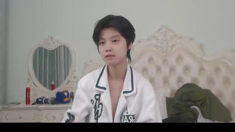 joycekay online show from November 5, 12:27 am