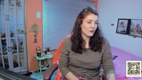 Snapshot of jrcami chatting on October 5, 8:47 pm Camila Buitrago online show from October 5, 8:47 pm