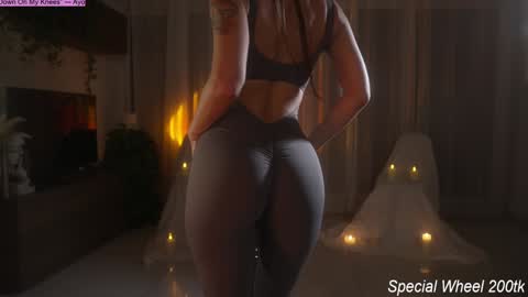 Jennifer Diaz online show from November 21, 7:16 pm