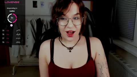 Bella online show from April 2, 6:05 pm