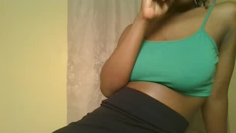 juicyebonita online show from October 1, 6:35 pm