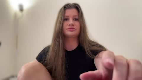 Elena online show from July 11, 1:33 pm