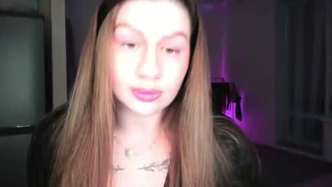 Elena online show from April 22, 8:06 pm