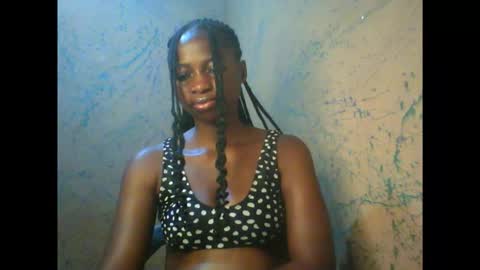 juicypiexx online show from November 5, 1:11 am