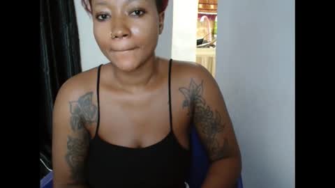 Snapshot of juicyxpink chatting on September 14, 9:29 am juicyxpink online show from September 14, 9:29 am