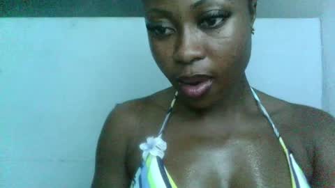 juicyyxboobs online show from May 9, 9:50 pm