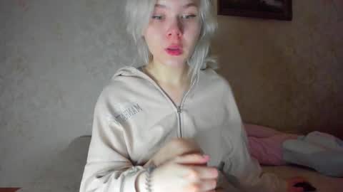 Snapshot of juisykitten chatting on September 30, 9:30 pm Anna online show from September 30, 9:30 pm