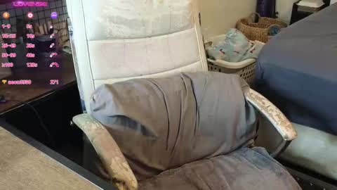 Julesss online show from October 17, 5:54 am