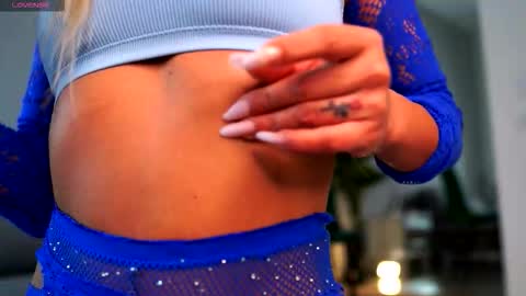 Julia online show from January 19, 3:25 am