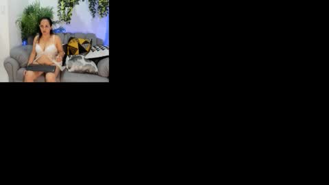 juliana_forero_ online show from October 14, 11:13 am