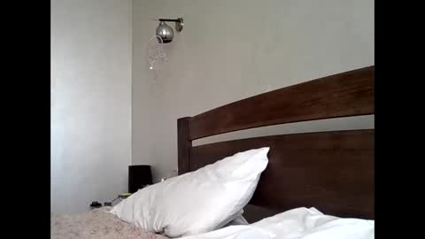 julianagold1 online show from January 18, 11:28 am