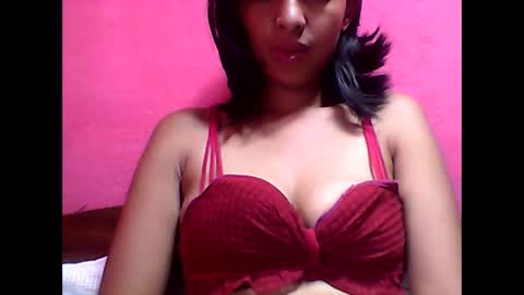 julie0612 online show from February 10, 1:11 pm