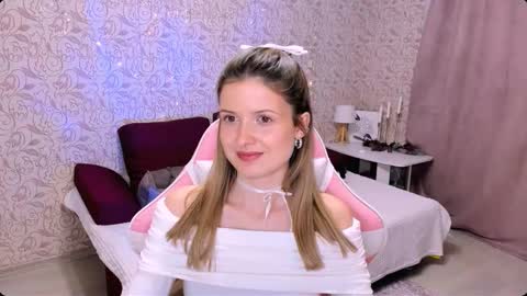 Julie online show from January 27, 4:11 pm