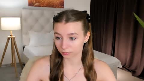 juliedaniel online show from October 29, 8:07 am