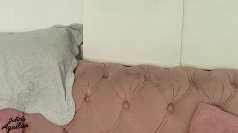 Juli online show from February 4, 7:39 pm