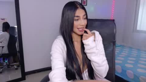 Julieta online show from February 24, 1:43 pm