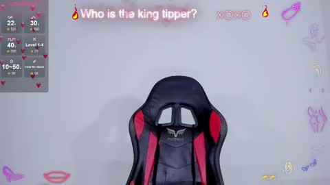 serafelle online show from December 1, 11:51 pm