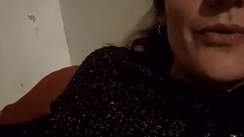 julietfranc28 online show from April 12, 5:43 am