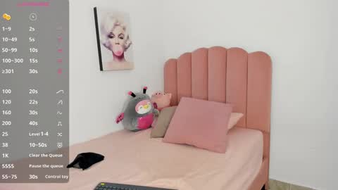 julieth online show from February 24, 11:08 am