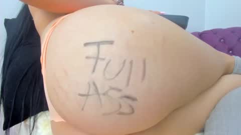 Snapshot of juliett_horny chatting on March 1, 12:56 pm juliett online show from March 1, 12:56 pm