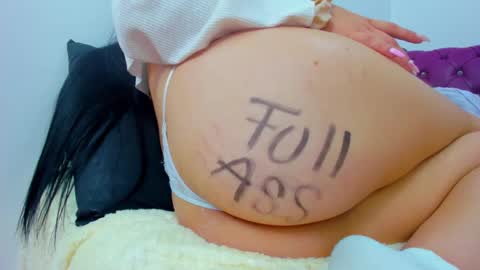 Snapshot of juliett_horny chatting on February 24, 2:58 pm juliett online show from February 24, 2:58 pm