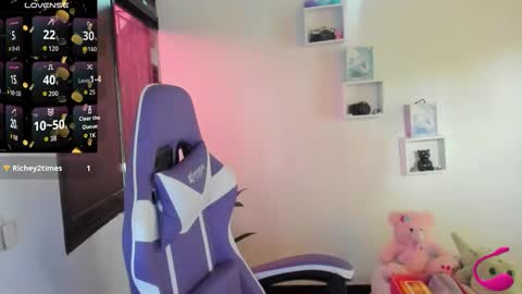 juliette online show from February 4, 3:48 pm