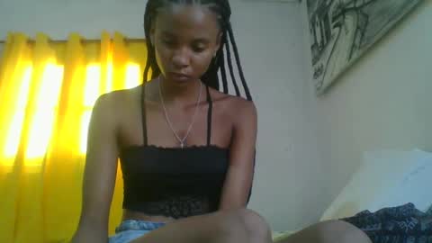 Snapshot of juliexexy chatting on March 10, 4:38 am juliexexy online show from March 10, 4:38 am